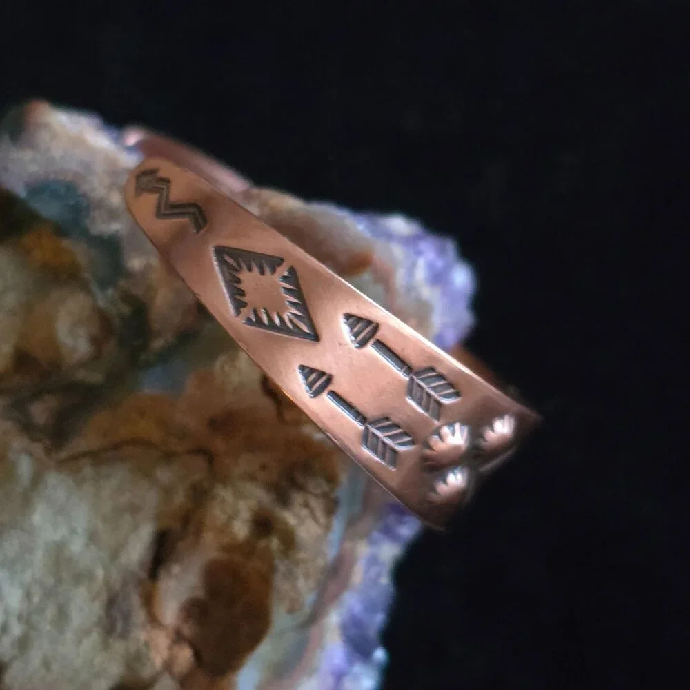 VTG Bell Trading Post Copper Cuff Bracelet Etched Thunderbird Tribal Arrow 1940s - Picture 3 of 8